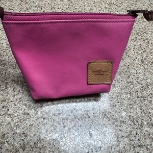 Jon Hart Design Fuchsia Cosmetic Bag